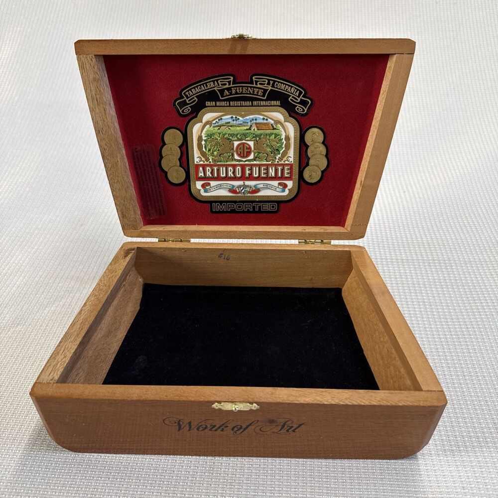 Arturo Fuente Hemingway "Work of Art" Rare Handmade Trapazoid Wooden Cigar Box